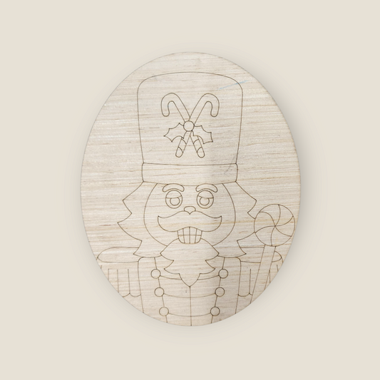Nutcracker Oval (PC043)